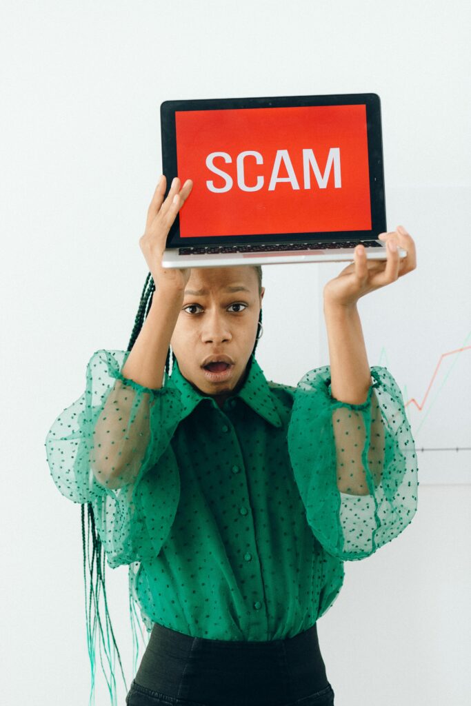 SIGNING UP FOR FINANCIAL SERVICES ONLINE? HERE’S HOW TO AVOID COSTLY SCAMS